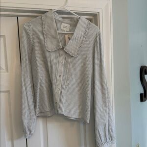 New with tags button down blouse